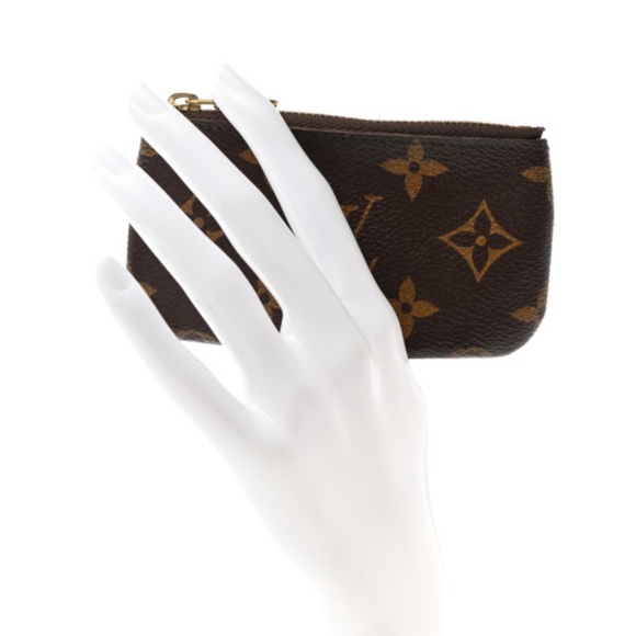 Louis Vuitton BN monogram key pouch , chain attachment with box and dust bag. - Picture 7 of 8